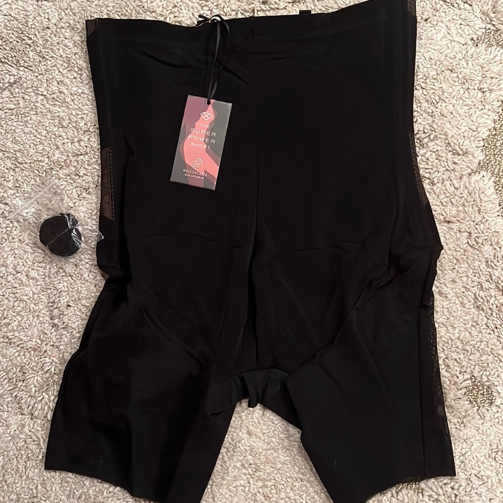 NWT Honeylove super power short shapewear color black size 2X